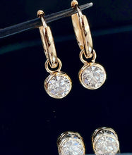 Load image into Gallery viewer, LUOWEND 18K White/Yellow Gold Fine Jewelry Real Natural Diamond Earrings for Women