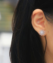 Load image into Gallery viewer, LUOWEND 18K White Gold Real Natural Diamond Stud Earrings for Women