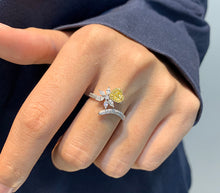 Load image into Gallery viewer, LUOWEND 18K White Gold Natural Yellow Diamond Ring for Women