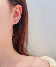 Load image into Gallery viewer, LUOWEND 18K White Gold Real Natural Diamond Stud Earrings for Women