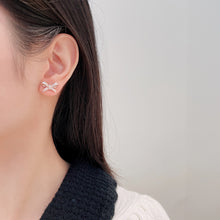 Load image into Gallery viewer, LUOWEND 18K White or Rose Gold Real Natural Diamond Stud Earrings for Women