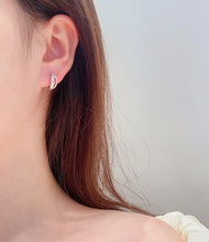 Load image into Gallery viewer, LUOWEND 18K White or Rose Gold Real Natural Diamond Stud Earrings for Women