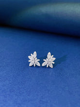 Load image into Gallery viewer, LUOWEND 18K White Gold Real Natural Diamond Stud Earrings for Women