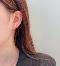 Load image into Gallery viewer, LUOWEND 18K White or Rose Gold Real Natural Diamond Stud Earrings for Women