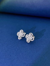 Load image into Gallery viewer, LUOWEND 18K White Gold Real Natural Diamond Stud Earrings for Women