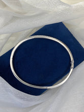 Load image into Gallery viewer, LUOWEND 18K White Gold Real Natural Diamond Bangle for Women