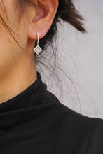 Load image into Gallery viewer, LUOWEND 18K White Gold Real Natural Diamond Drop Earrings for Women
