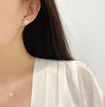 Load image into Gallery viewer, LUOWEND 18K White or Rose Gold Real Natural Diamond Stud Earrings for Women