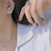 Load image into Gallery viewer, LUOWEND 18K White Gold Real Natural Diamond Stud Earrings for Women