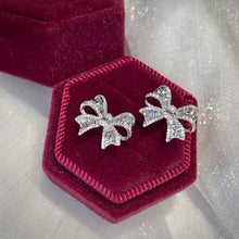 Load image into Gallery viewer, LUOWEND 18K White Gold Real Natural Diamond Stud Earrings for Women