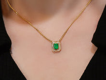 Load image into Gallery viewer, LUOWEND 18K Yellow Gold Real Natural Emerald and Diamond Gemstone Necklace for Women