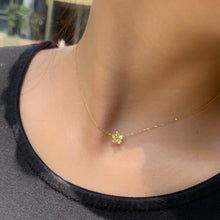 Load image into Gallery viewer, LUOWEND 18K Yellow Gold Real Natural Yellow Diamond Pendant Necklace for Women