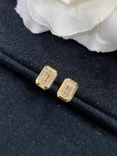 Load image into Gallery viewer, LUOWEND 18K Yellow Gold Real Natural Diamond Stud Earrings for Women
