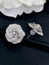 Load image into Gallery viewer, LUOWEND 18K White Gold Real Natural Diamond Stud Earrings for Women