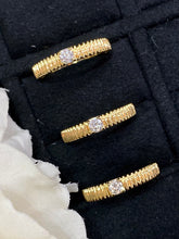 Load image into Gallery viewer, LUOWEND 18K Yellow Gold Real Natural Diamond Ring for Women