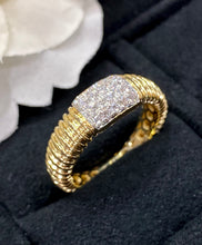 Load image into Gallery viewer, LUOWEND 18K Yellow Gold Real Natural Diamond Ring for Women