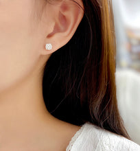 Load image into Gallery viewer, LUOWEND 18K White Gold Real Natural Diamond Stud Earrings for Women