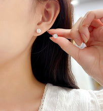 Load image into Gallery viewer, LUOWEND 18K White Gold Real Natural Diamond Stud Earrings for Women