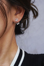 Load image into Gallery viewer, LUOWEND 18K White Gold Real Natural Diamond Stud Earrings for Women