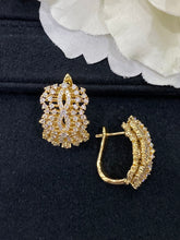Load image into Gallery viewer, LUOWEND 18K Yellow Gold Real Natural Diamond Hoop Earrings for Women