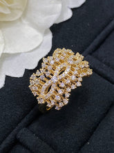Load image into Gallery viewer, LUOWEND 18K Yellow Gold Real Natural Diamond Ring for Women