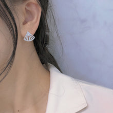 Load image into Gallery viewer, LUOWEND 18K White Gold Real Natural Diamond Stud Earrings for Women