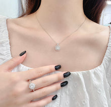 Load image into Gallery viewer, LUOWEND 18K White Gold Real Natural Diamond Pendant Necklace for Women
