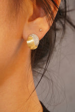 Load image into Gallery viewer, LUOWEND 18K Yellow Gold Real Natural Diamond Stud Earrings for Women