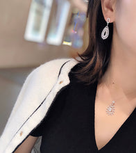 Load image into Gallery viewer, LUOWEND 18K White Gold Real Natural Diamond Drop Earrings for Women