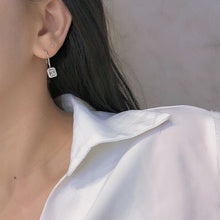 Load image into Gallery viewer, LUOWEND 18K White Gold Real Natural Diamond Drop Earrings for Women