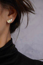 Load image into Gallery viewer, LUOWEND 18K White and Yellow Gold Real Natural Diamond Stud Earrings for Women