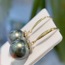 Load image into Gallery viewer, LUOWEND 18K Yellow Gold Real Natural Tahiti Black Pearl Earrings for Women