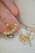 Load image into Gallery viewer, LUOWEND 18K Yellow Gold Real Natural Diamond Drop Earrings for Women