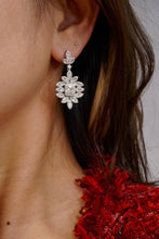Load image into Gallery viewer, LUOWEND 18K White Gold Real Natural Diamond Drop Earrings for Women