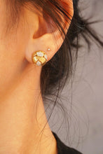 Load image into Gallery viewer, LUOWEND 18K Yellow Gold Real Natural Diamond Stud Earrings for Women