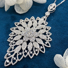 Load image into Gallery viewer, LUOWEND 18K White Gold Real Natural Diamond Pendant Necklace for Women