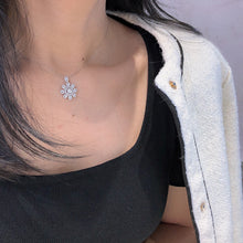 Load image into Gallery viewer, LUOWEND 18K White Gold Real Natural Diamond Pendant Necklace for Women