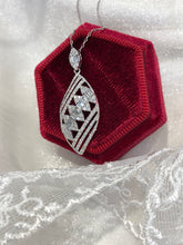 Load image into Gallery viewer, LUOWEND 18K White Gold Real Natural Diamond Pendant Necklace for Women