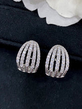 Load image into Gallery viewer, LUOWEND 18K White or Yellow Gold Real Natural Diamond Hoop Earrings for Women