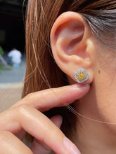 Load image into Gallery viewer, LUOWEND 18K White Gold Real Natural Yellow Diamond Stud Earrings for Women
