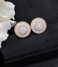 Load image into Gallery viewer, LUOWEND 18K Yellow Gold Real Natural Diamond Stud Earrings for Women