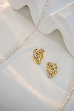 Load image into Gallery viewer, LUOWEND 18K Yellow Gold Real Natural Diamond Stud Earrings for Women