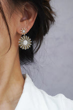 Load image into Gallery viewer, LUOWEND 18K White and Yellow Gold Real Natural Diamond Earrings for Women