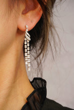 Load image into Gallery viewer, LUOWEND 18K White Gold Real Natural Diamond Drop Earrings for Women
