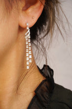 Load image into Gallery viewer, LUOWEND 18K White Gold Real Natural Diamond Drop Earrings for Women