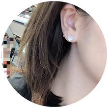 Load image into Gallery viewer, LUOWEND 18K White Gold Real Natural Diamond Stud Earrings for Women
