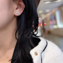 Load image into Gallery viewer, LUOWEND 18K White Gold Real Natural Diamond Stud Earrings for Women