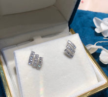 Load image into Gallery viewer, LUOWEND 18K White Gold Real Natural Diamond Stud Earrings for Women