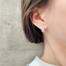 Load image into Gallery viewer, LUOWEND 18K White Gold Real Natural Diamond Stud Earrings for Women
