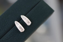 Load image into Gallery viewer, LUOWEND 18K White Gold Real Natural Diamond Stud Earrings for Women